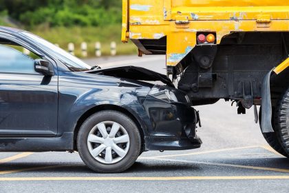 New Castle, DE - Serious Injury Car Crash Involving DelDOT Truck on I-495