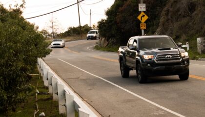 New Castle Co, DE - Driver Seriously Injured in Route 13 Truck Crash