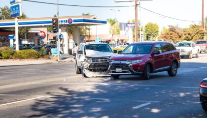 New Castle, DE – Crash on I-95 Near Airport Rd Closes Two Lanes